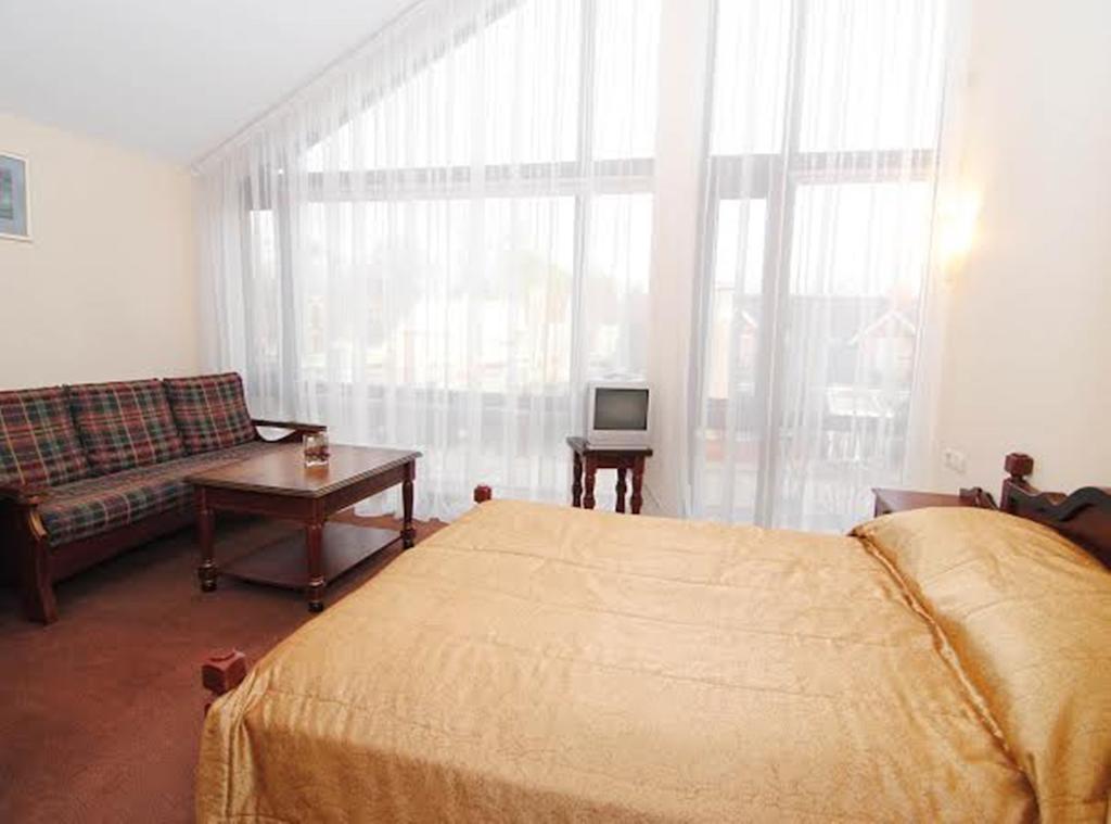 Guest House Lotus بالانغا الغرفة الصورة